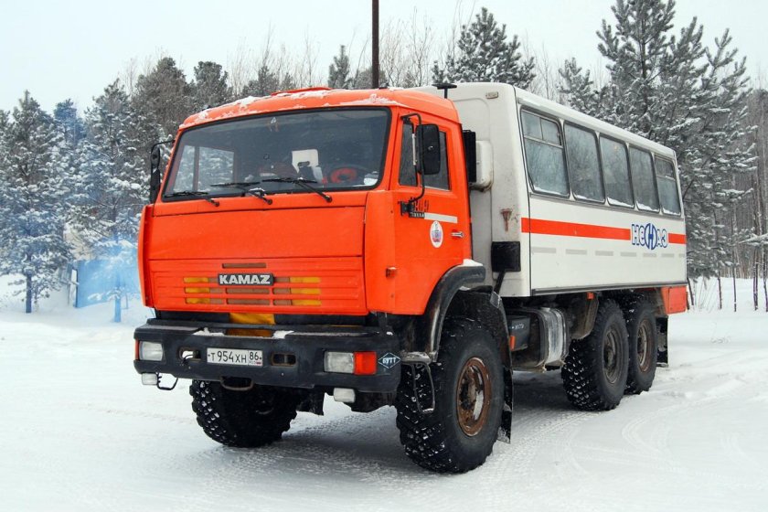 КАМАЗ НЕФАЗ 4208