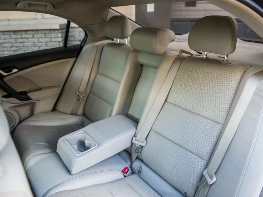 Honda Accord 2008 салон сзади