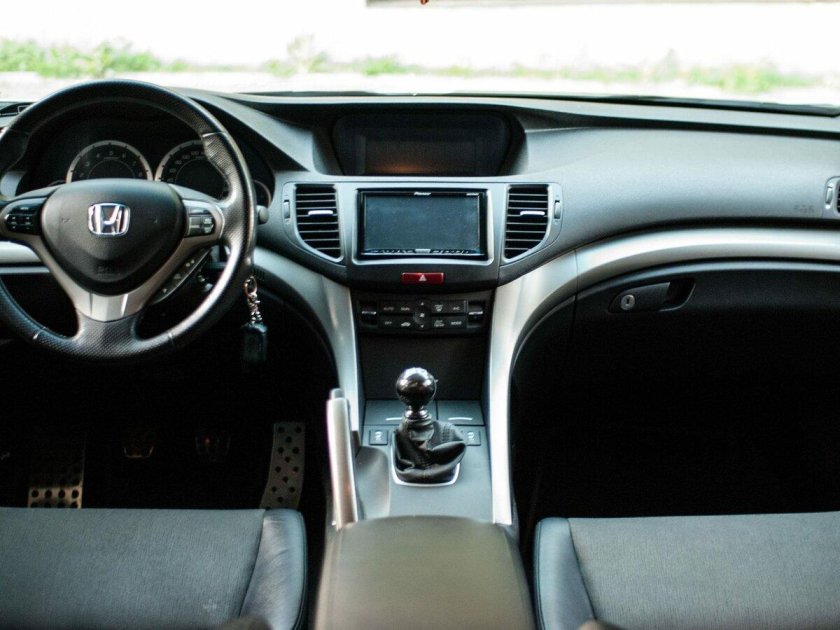 Honda Accord 2008 Type s салон