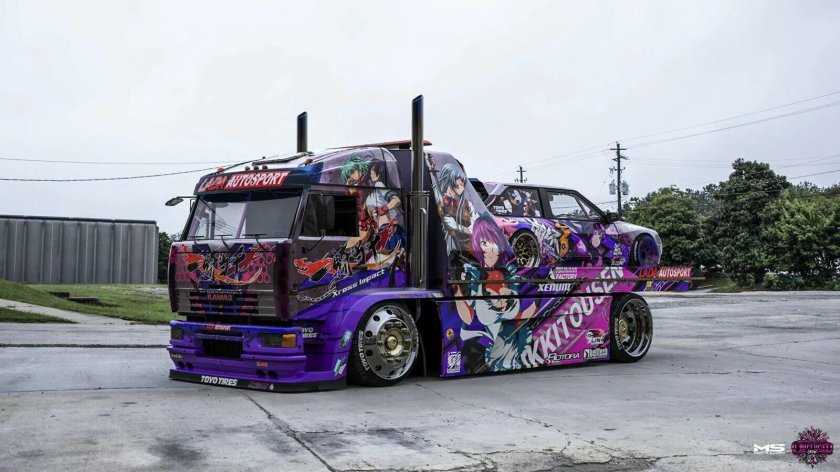 Itasha KAMAZ and Lada 2108