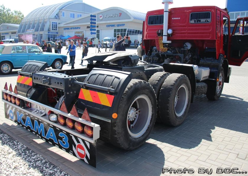 Тюнингованный КАМАЗ-5410