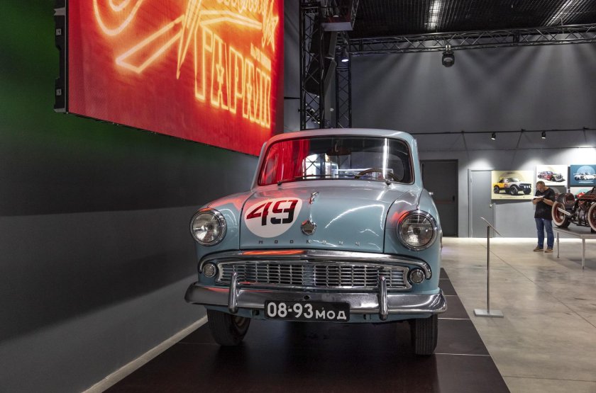 Выставка секретный гараж Андрея Ткаченко