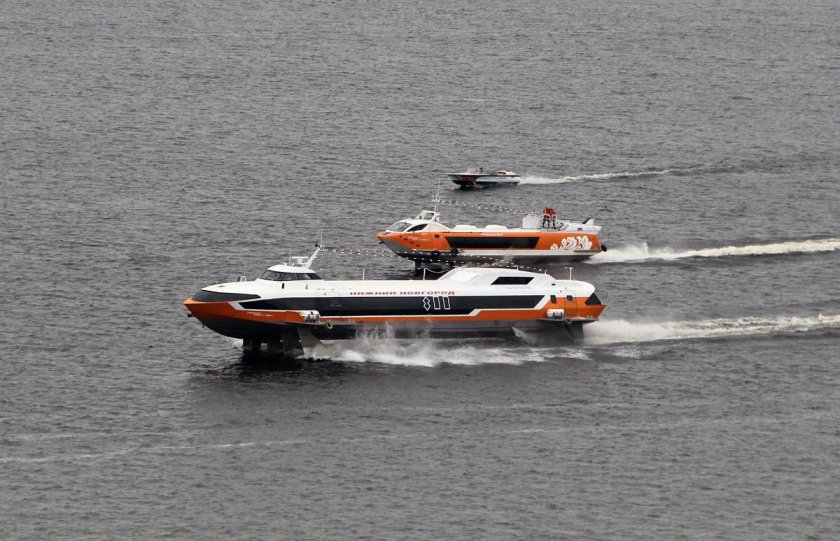 Метеор 120р катер