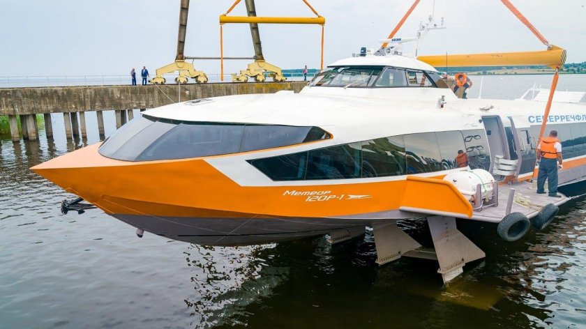 Метеор 120р судно