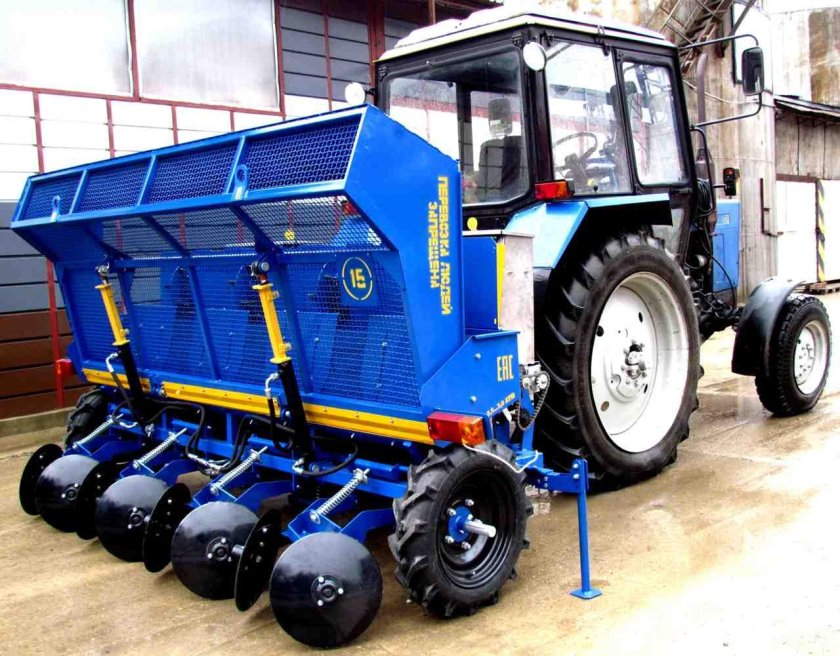 Картофелесажалка 4 рядная КСМ 4