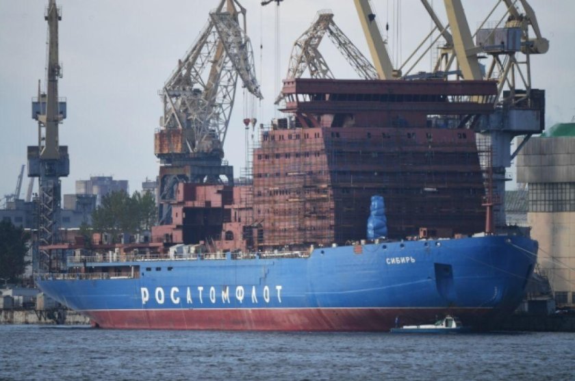 Атомный ледокол Сибирь