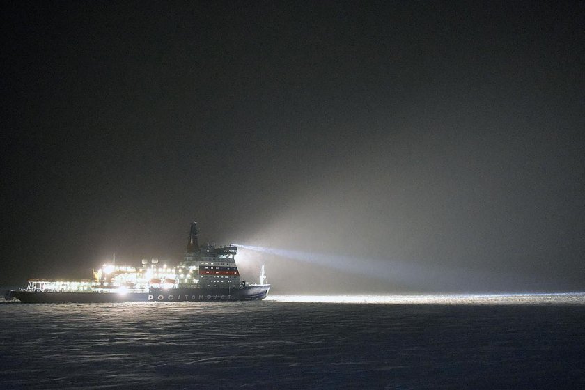 Атомный ледокол Сибирь