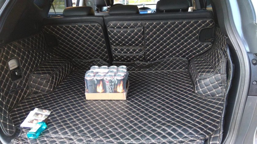Чехлы в багажник кроссовера