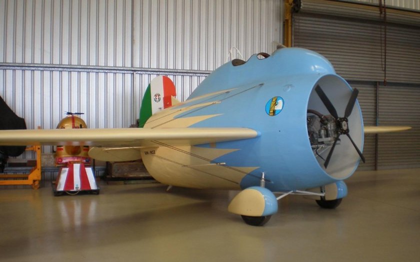 Stipa Caproni самолет