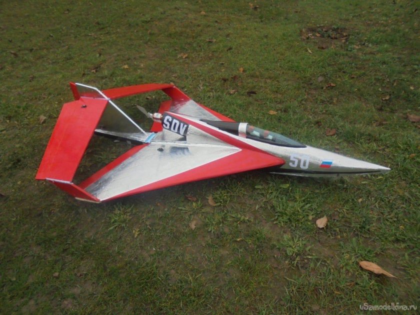 Крыло авиамодели