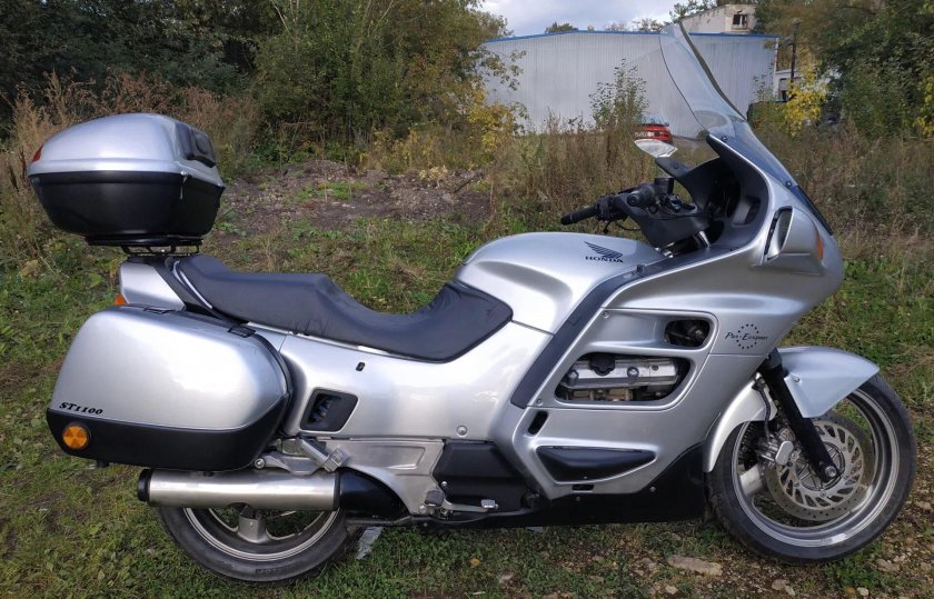 Honda st1100