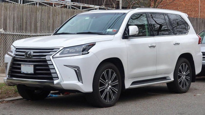 Лексус 570 2023