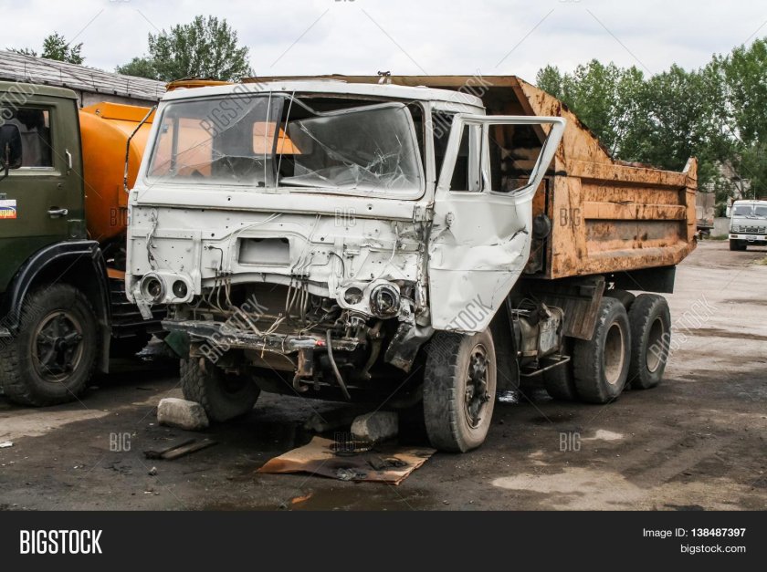 Грузовик КАМАЗ 55111