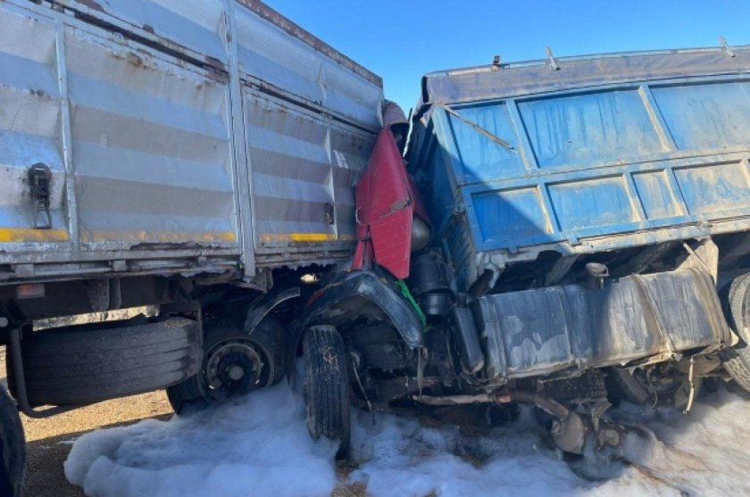 Фура самосвал