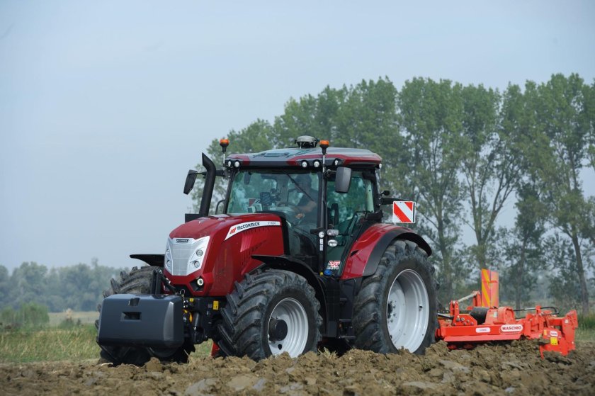 Маккормик трактор