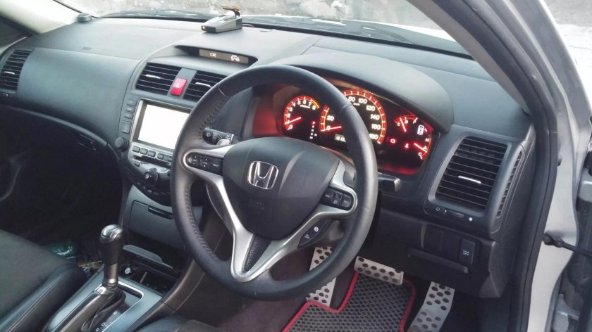 Руль Honda Accord 7