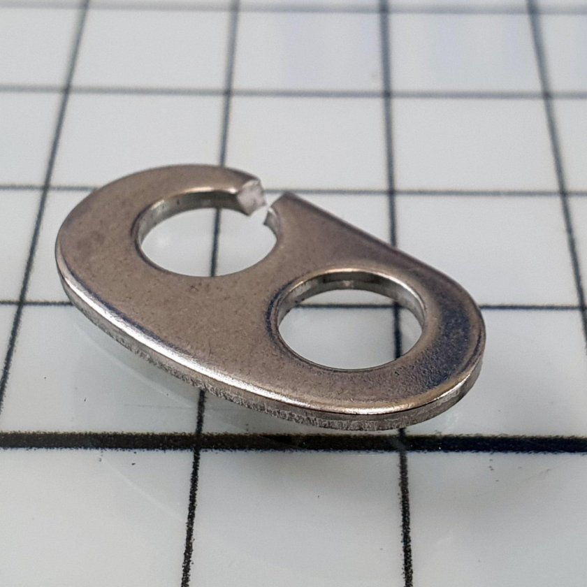 Клевант с одним отверстием