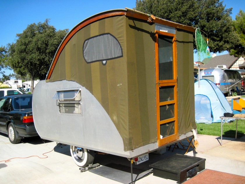 Нива Тревел прицеп кемпер