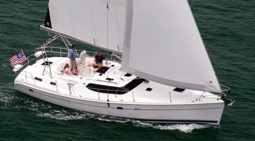 Яхта Хантер