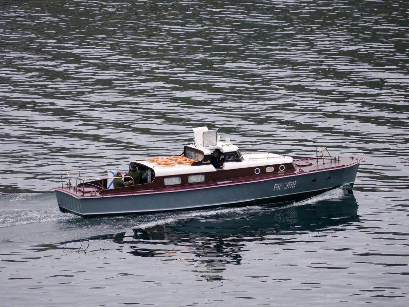 Рейдовый катер РК-369