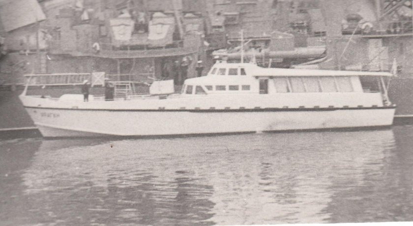 Катер командующего ураган Владивосток