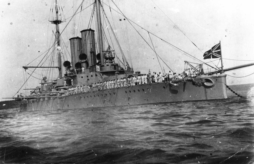 Броненосец три святителя