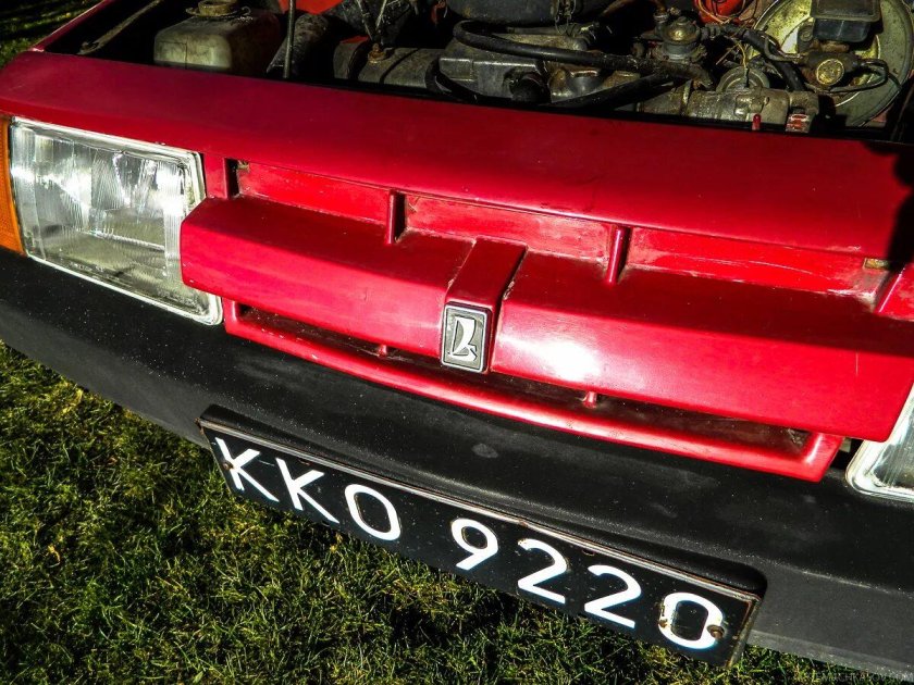 Решетка ВАЗ 2108 короткое крыло