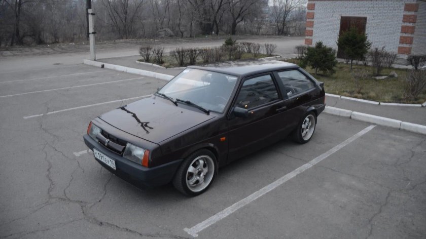 ВАЗ 2108 короткое крыло черная