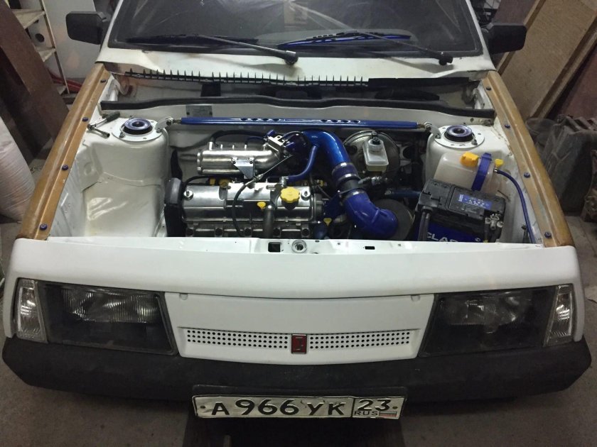 ВАЗ 2108 короткое крыло