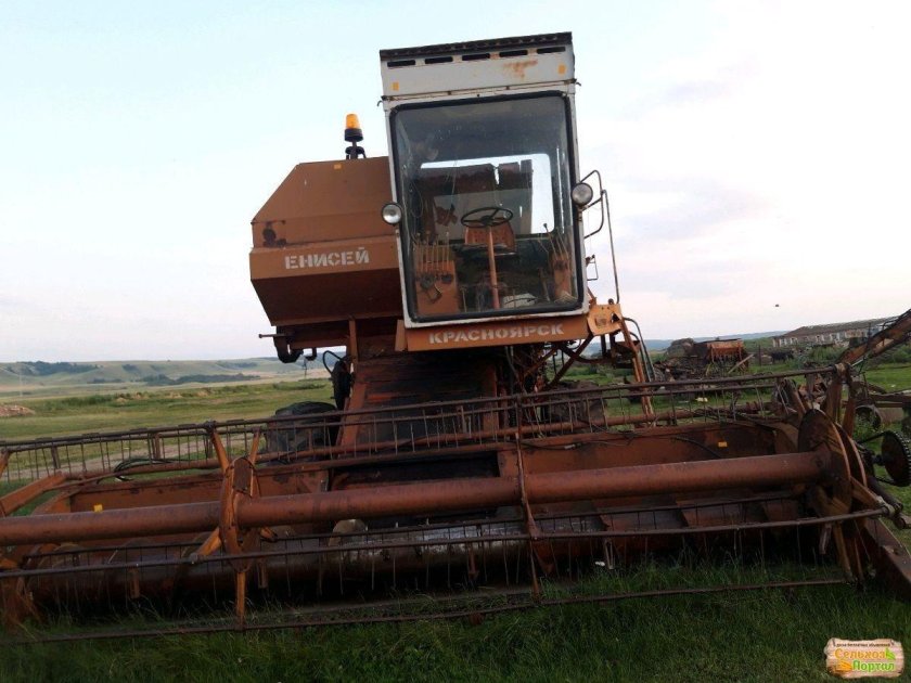 Комбайн Сибиряк СКД-6