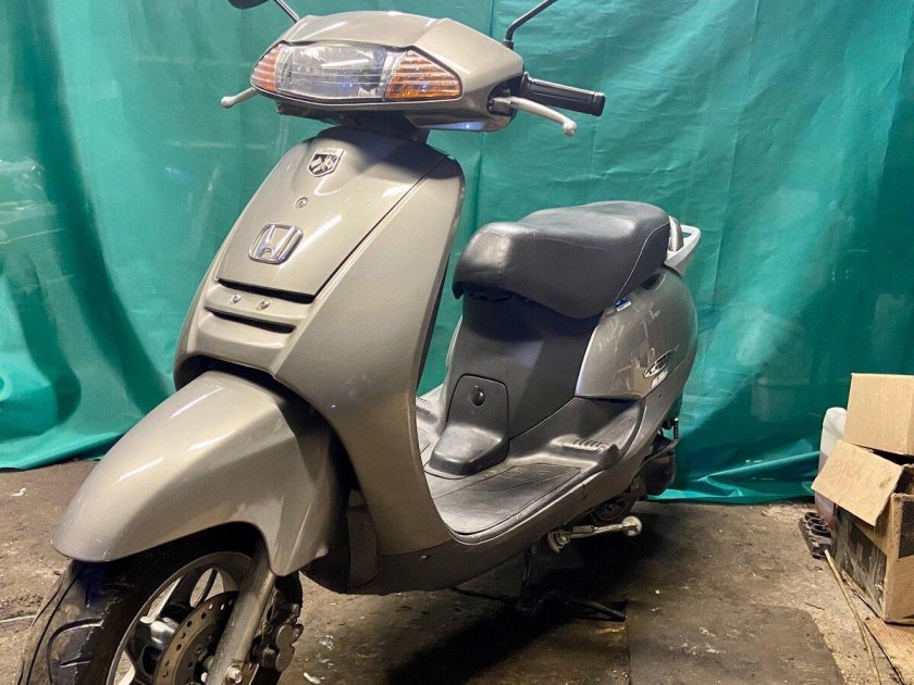 Хонда Леад 100 кубов