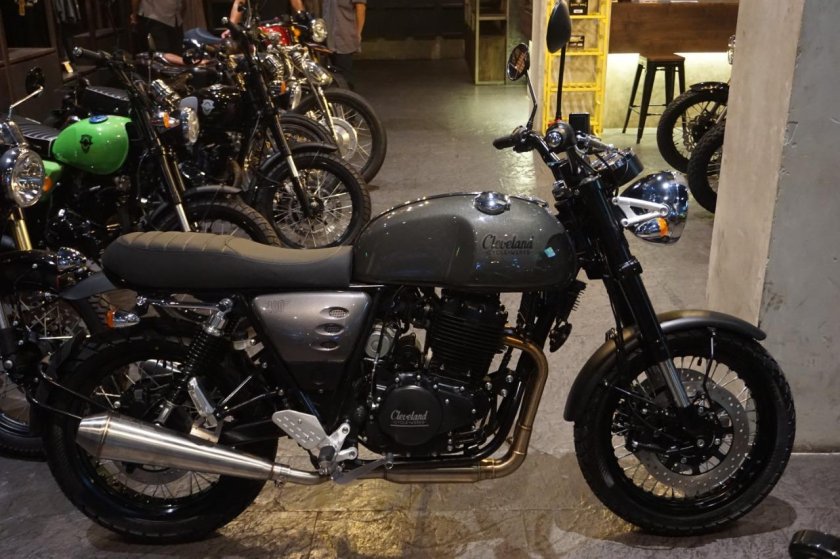 Скремблер 400 кубов