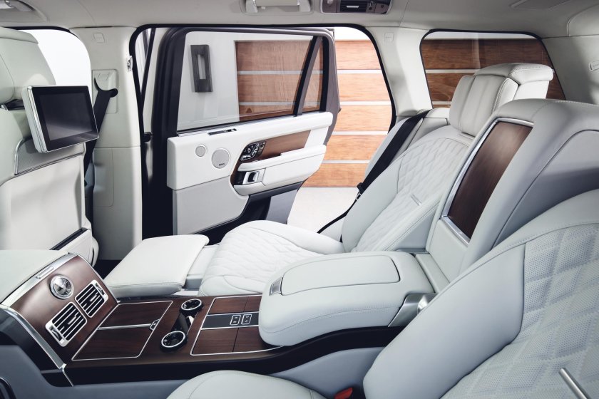 Range Rover Autobiography салон 2021