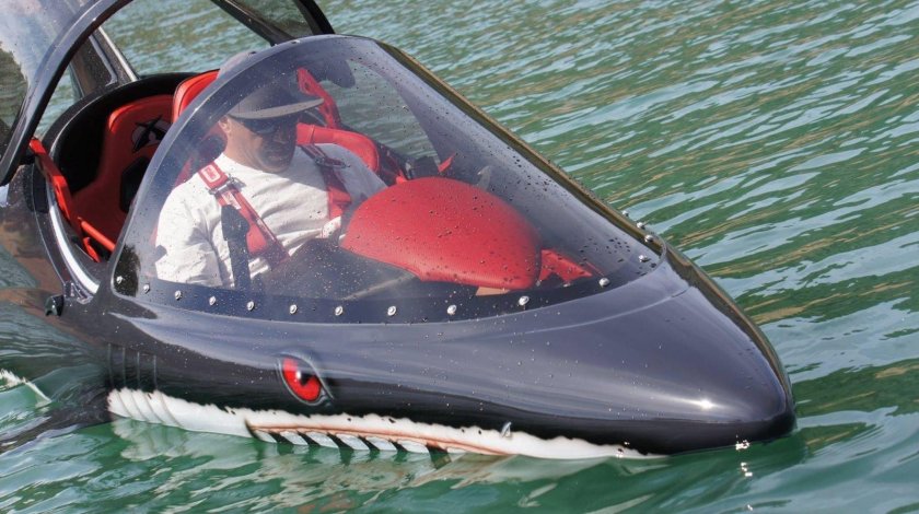 Подводная лодка Seabreacher.