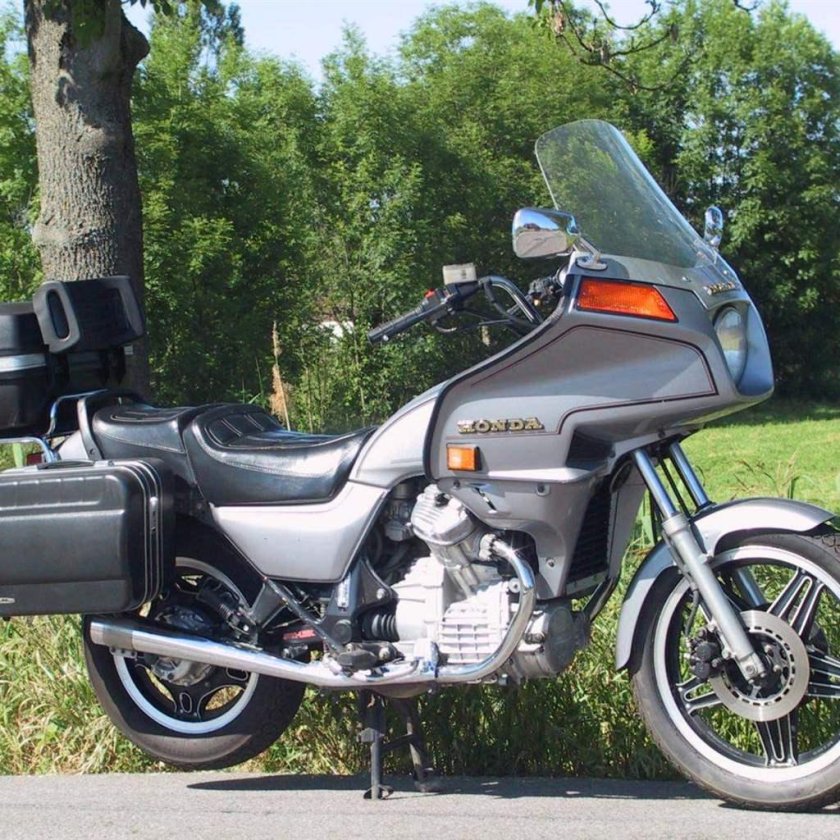Honda gl500