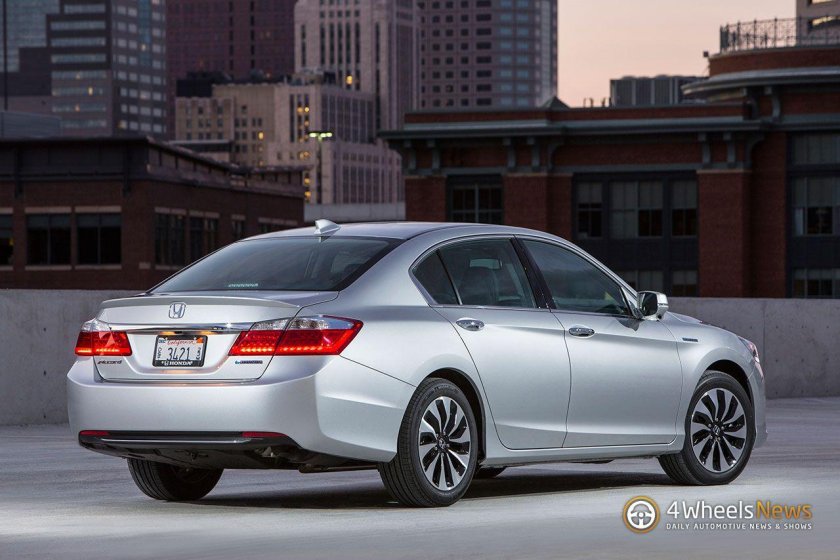 Honda Accord Hybrid 2014