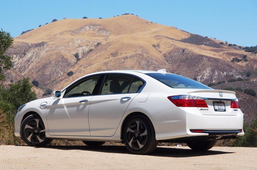 Хонда Аккорд 10