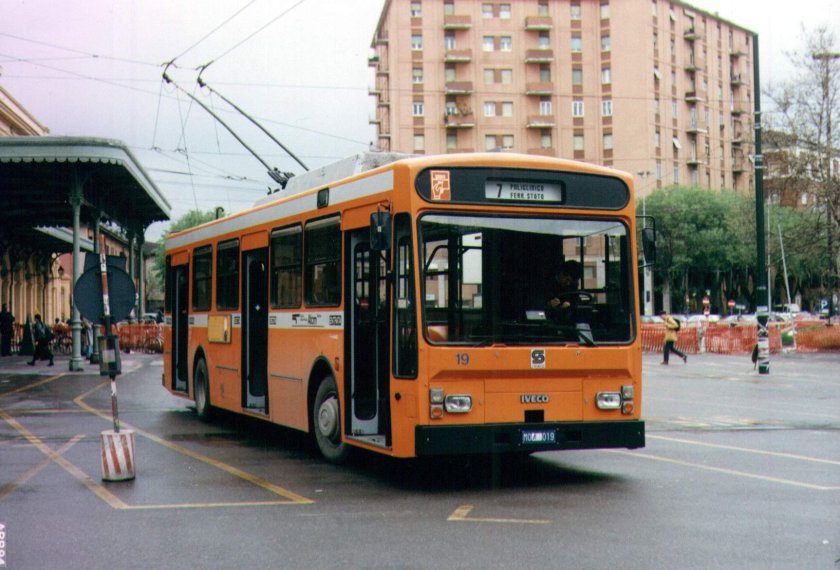 Iveco троллейбус