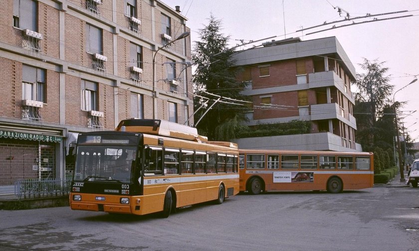 Болонья троллейбус