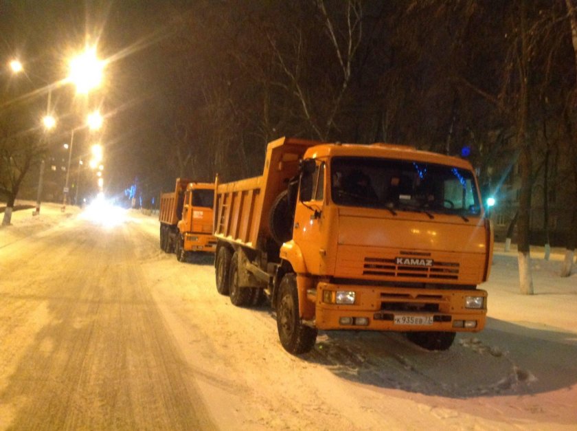 КАМАЗ 5511 зимой ночью