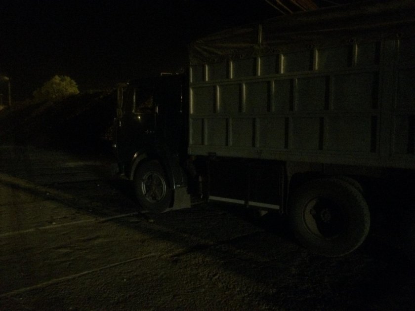 Военный КАМАЗ ночная погрузка