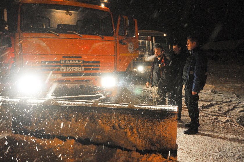 КАМАЗ на дороге