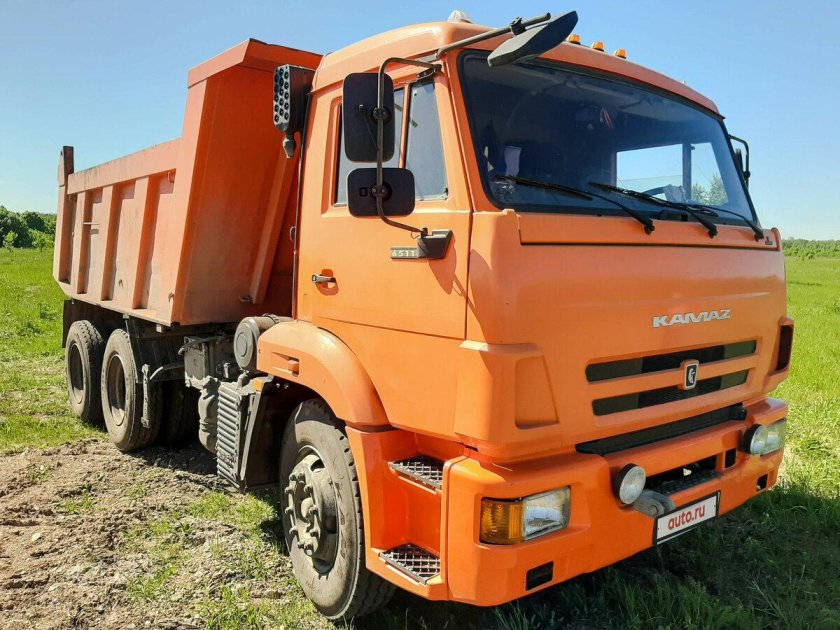 КАМАЗ 65115 тягач