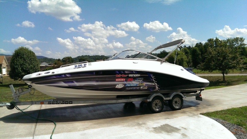 Sea Doo Challenger 230