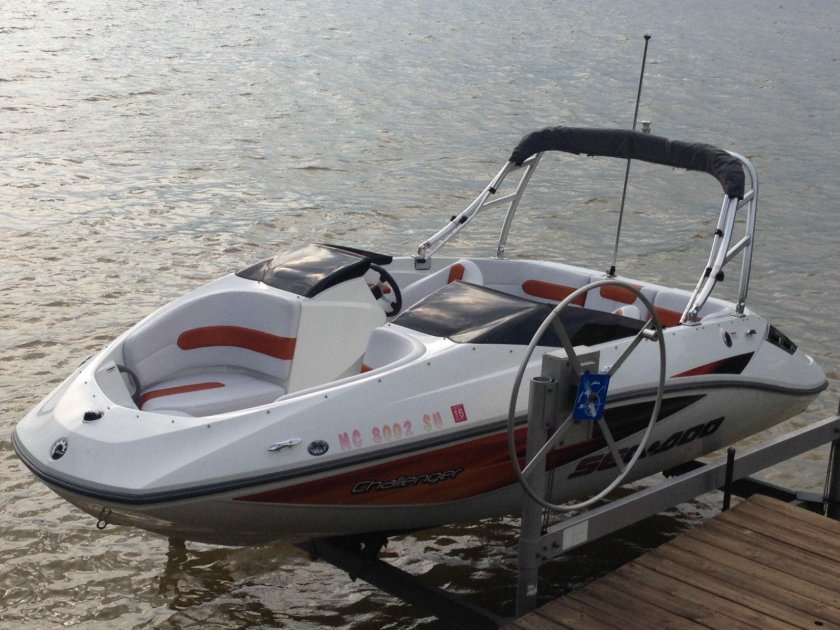 BRP Sea Doo Challenger 180