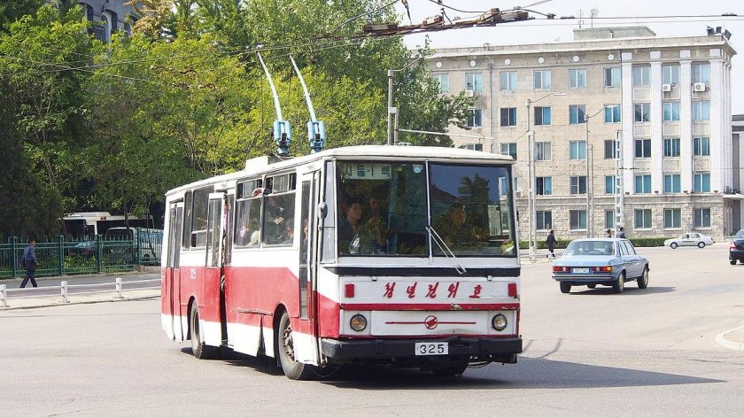 Пхеньянский троллейбусный завод