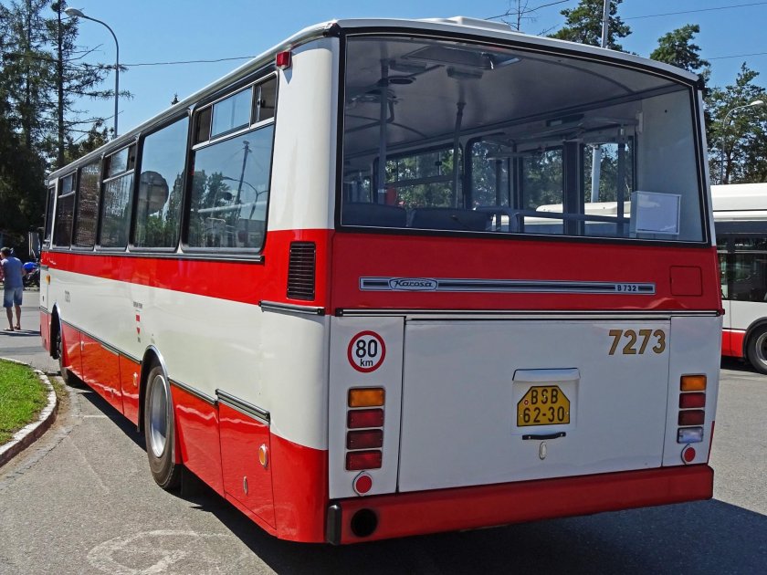 Karosa 732