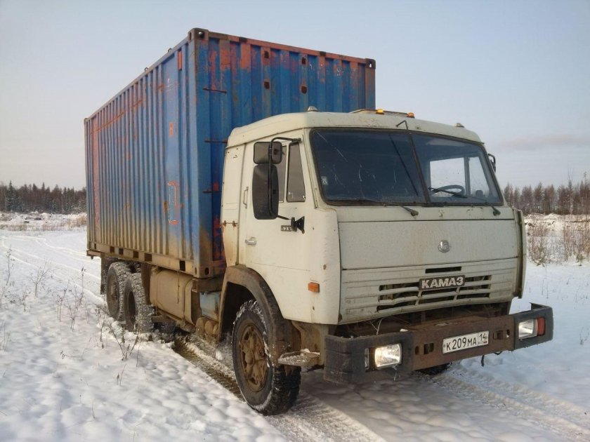 КАМАЗ 53212 контейнеровоз