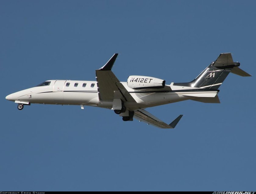 Learjet 40