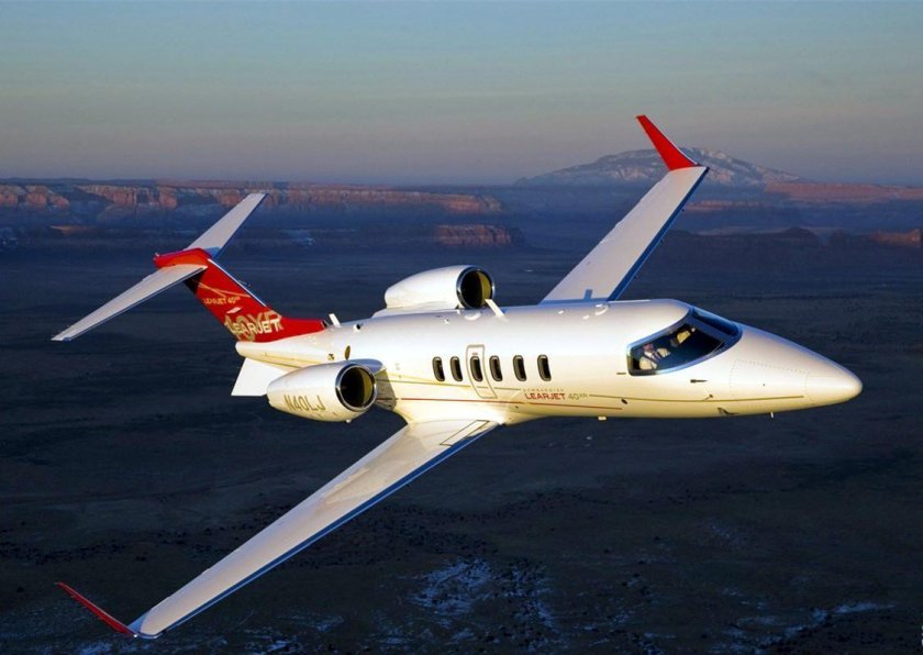 Самолёт Bombardier Learjet